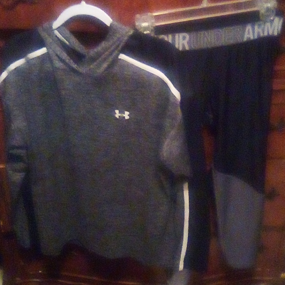 Under Armour outfit